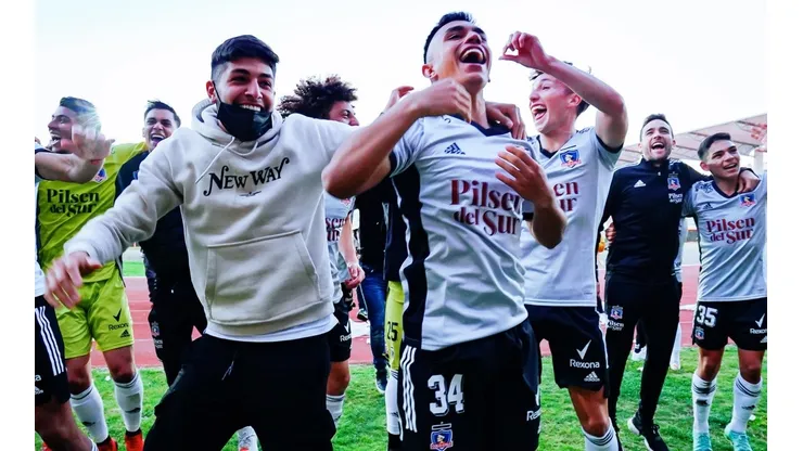 Vicho Pizarro no se mueve de Colo Colo