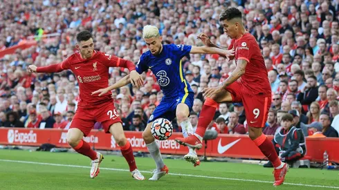 Chelsea y Liverpool buscan acercarse al líder Manchester City.