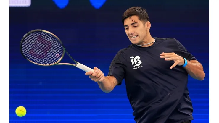 Cristian Garín jugará en el segundo turno ante Roberto Bautista de España por la ATP Cup cuando Sudamérica esté por recibir el 2022, o con los primeros abrazos del nuevo año.