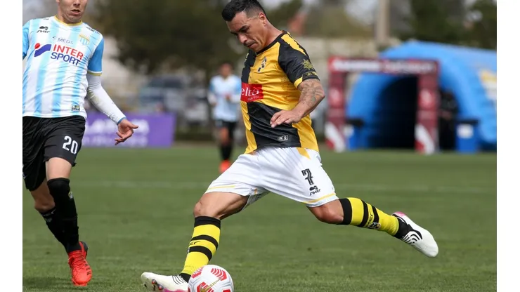 El ariete de 41 años no tendrá su tan ansiado retorno a Colo Colo para despedirse como leyenda y ya tiene equipo para volver a Primera División en 2022.