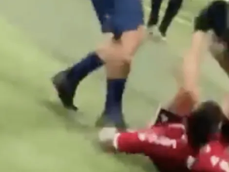 Video: Charles mete lujo galáctico con pantalones de la U