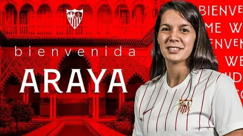 Karen Araya es presentada como nuevo refuerzo del Sevilla Femenino para la temporada 2022.