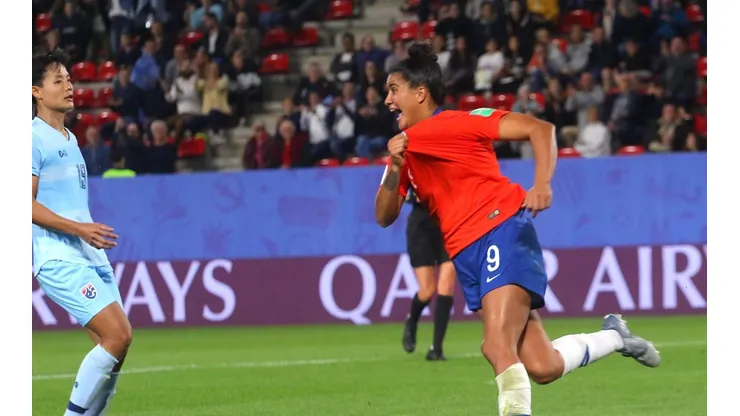 María José Urrutia marcó para la Selección Chilena en el Mundial de Francia en 2019. Rompió redes en 2021 y marcó el Mejor Gol LATAM