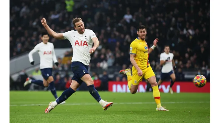 Harry Kane marca un golazo frente al Crystal Palace