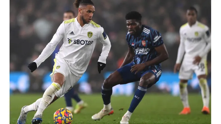 Leeds no jugará su partido ante el Aston Villa a mitad de semana