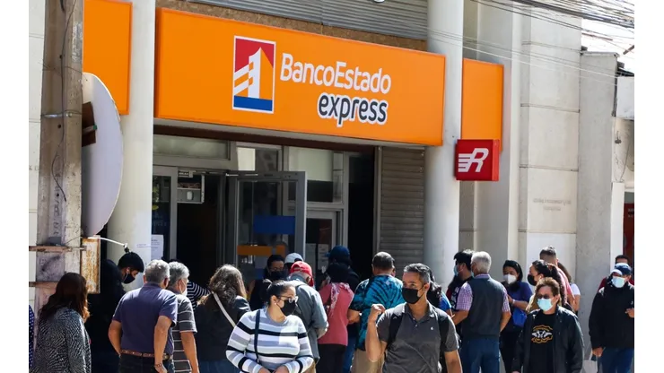Hasta el 30 de diciembre se puede renovar el plástico.