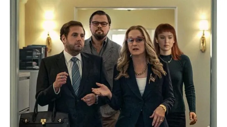 El gran elenco de No Miren Arriba.
