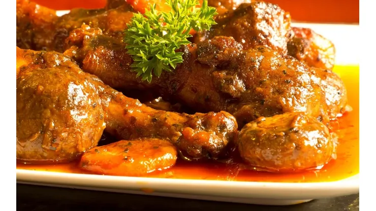 Revisa los detalles de esta idea para la cena navideña.