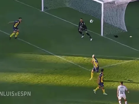 Video: Araos se estrena en el Necaxa con lujosa asistencia