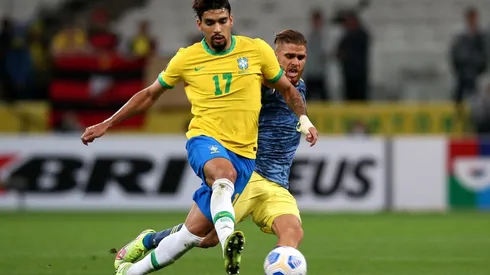 Newcastle habría ofrecido millonaria oferta por quedarse con Lucas Paquetá de Olympique de Lyon.