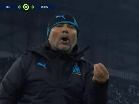 A Sampaoli ya se le pasa la mano: "¡Pelotudo de m...!"
