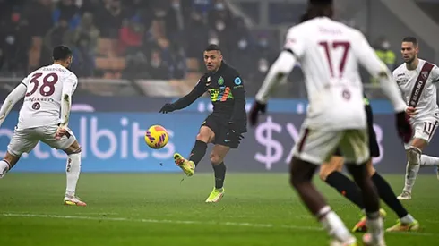 Alexis Sánchez y Arturo Vidal cerraron el 2021 en cancha con el Inter frente a Torino.