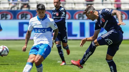 Larrivey podría jugar en la UC la próxima temporada