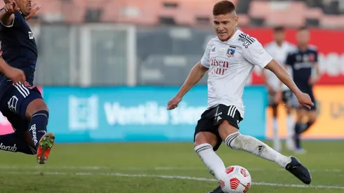 Leonardo Gil continuará en Colo Colo hasta el 2024