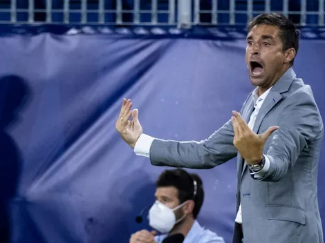 DT de Uruguay amenaza: "Firmo los 12 puntos jugando mal"