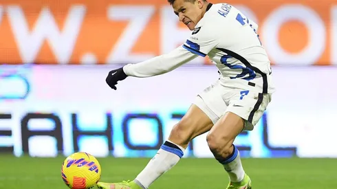 El delantero chileno del Inter puso su nombre en el marcador que terminó 5-0 del cuadro lombardo sobre el Salernitana y recibió el elogio de su entrenador.