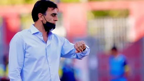 Gustavo Quinteros ha tenido que lidiar con repetidos retrasos en la conformación del equipo