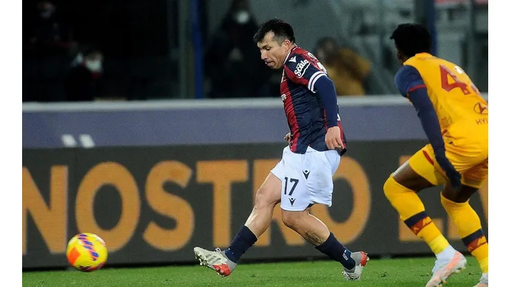 Gary Medel tiene una temporada con mucha regularidad en Bologna.