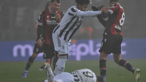 Gary Medel jugó todo el partido en Bologna