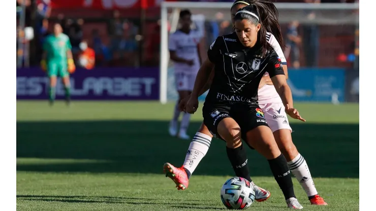 Karen Araya define su futuro en el extranjero tras dejar Santiago Morning