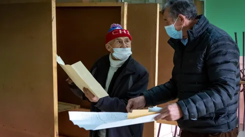 ¿Cómo se puede facilitar el voto a las personas mayores?