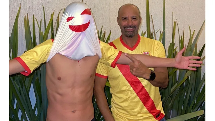 Marco Antonio Figueroa había preparado una sorpresa especial para sus fanáticos en vísperas de Navidad, con una camiseta realmente sorprendente