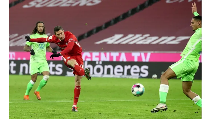 Bayern Múnich lidera la Bundesliga con 40 puntos.