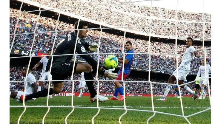 Courtois se despidió del Kun Agüero recordando su último gol
