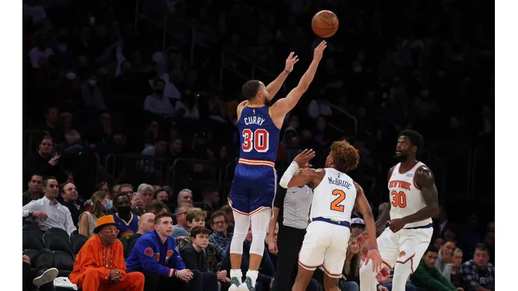 Curry superó el récord de triples en la NBA