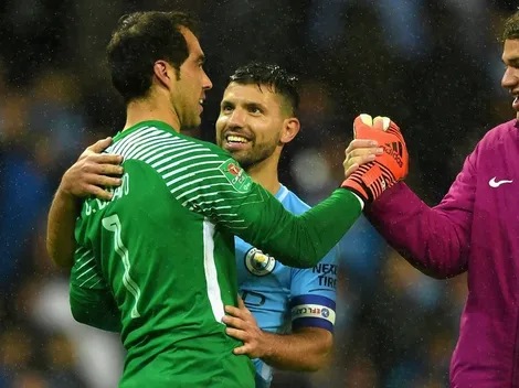 Los cinco chilenos que jugaron junto al Kun Agüero