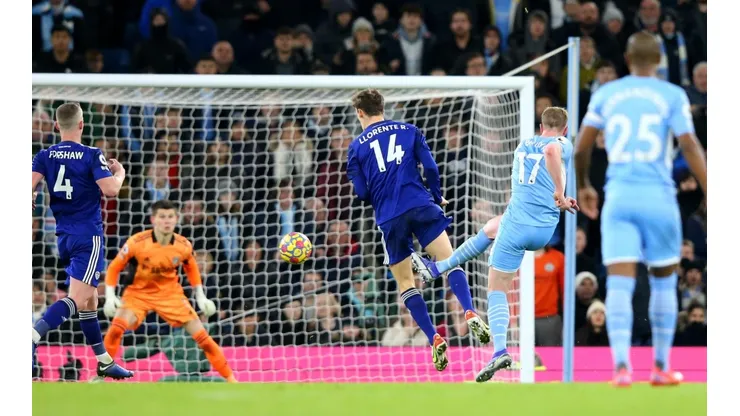 Kevin de Bruyne clavó una bomba de lejos