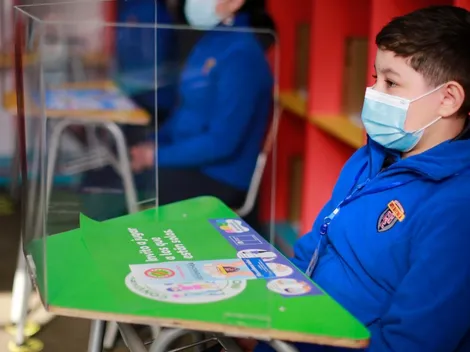 ¿Cuáles son los requisitos para obtener el Bono Asistencia Escolar y dónde postular?