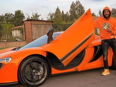 Bravo le echa talla futbolera al Huaso Isla por su lujoso auto