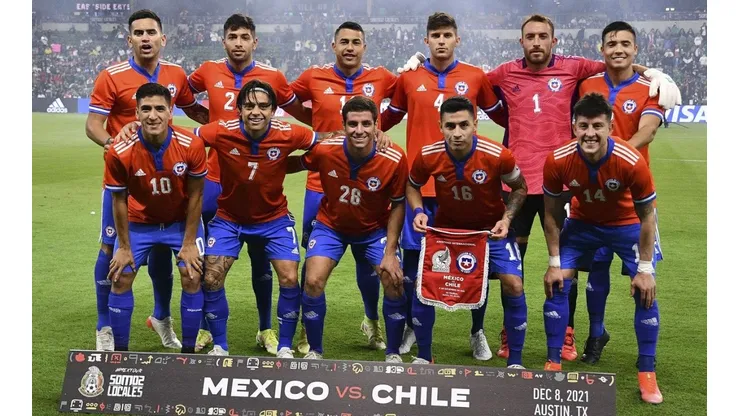 Chile confirmó formación titular para enfrentar a El Salvador.