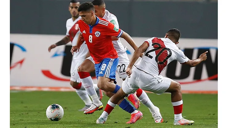 Marcelino Núñez volvió a ser factor en la selección chilena