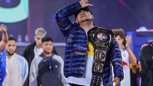 Triunfo de Aczino en la Final Internacional de la Red Bull Batalla 2021