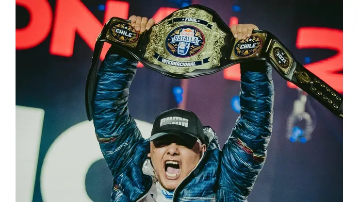 Aczino hizo historia en Viña del Mar al quedarse con la segunda Final Internacional de Red Bull Batalla de su carrera.