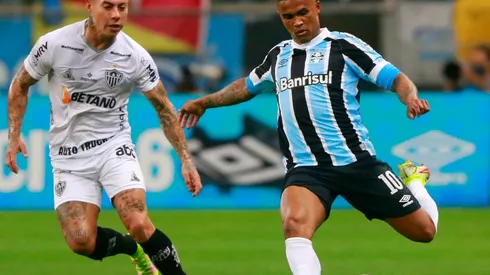 Gremio descendió pese a tener grandes jugadores como Douglas Costa.