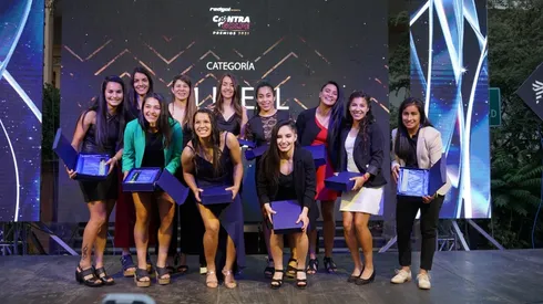 La Gala del Fútbol Femenino, los Premios Contragolpe 2021, fueron una realidad esta noche en la Casa de la Cultura de Ñuñoa.