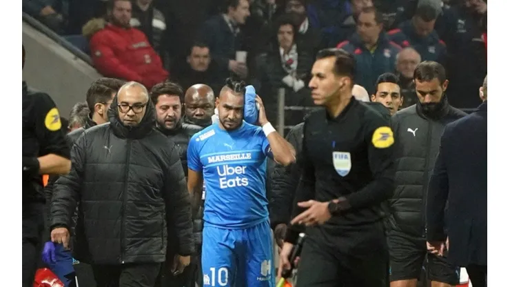 La Comisión de Disciplina de la Ligue 1 sancionó a Olympique de Lyon con un punto y tres partidos a puertas cerradas tras botellazo de hincha a Payet de Marsella