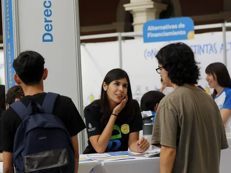 ¿Cuándo comienza el período de matriculación para las carreras universitarias?
