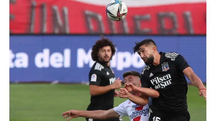 Emiliano Amor se quedará por dos temporadas más en Colo Colo.