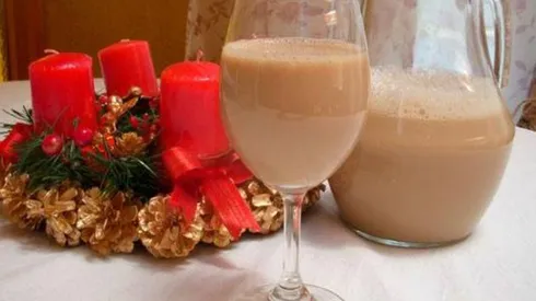 Conoce los detalles del alcohol típico de navidad.