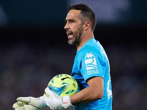 Bravo con tarea: Momento de Rui Silva complica su titularidad