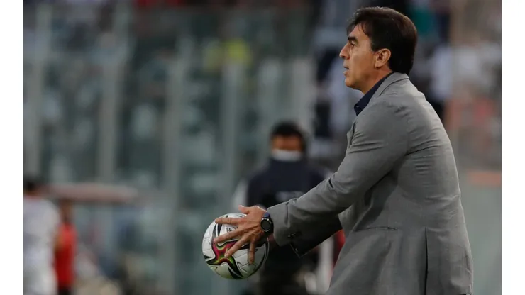 Gustavo Quinteros realizó un completo balance de lo que vivió Colo Colo en este 2021.