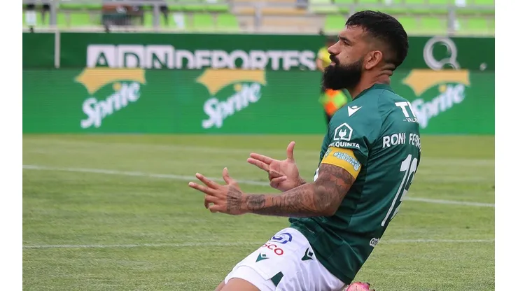 Ronnie Fernández se convirtió en la gran figura de Wanderers