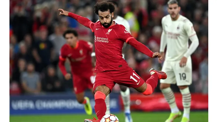 Liverpool será el último rival de los rossoneros en su búsqueda por llegar a los octavos de final.