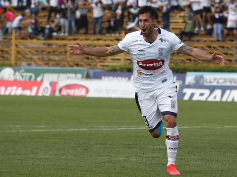 El goleador Gonzalo Sosa coquetea con Colo Colo
