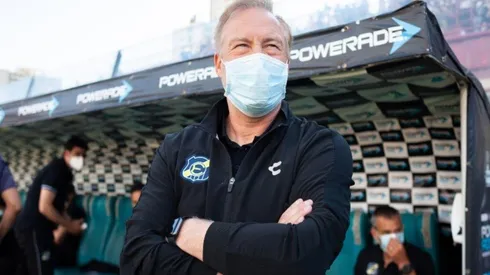 Roberto Sensini deja de ser entrenador en Everton de Viña del Mar