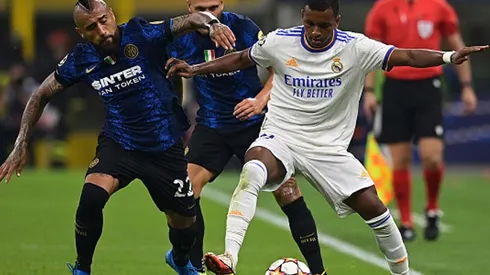 Arturo Vidal y Alexis Sánchez visitan al Real Madrid.